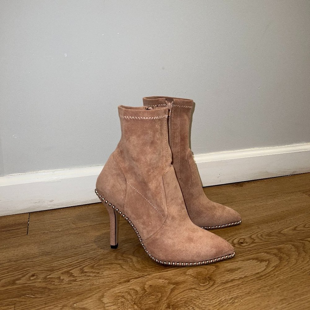 Lulus Rose Suede Boots size 7